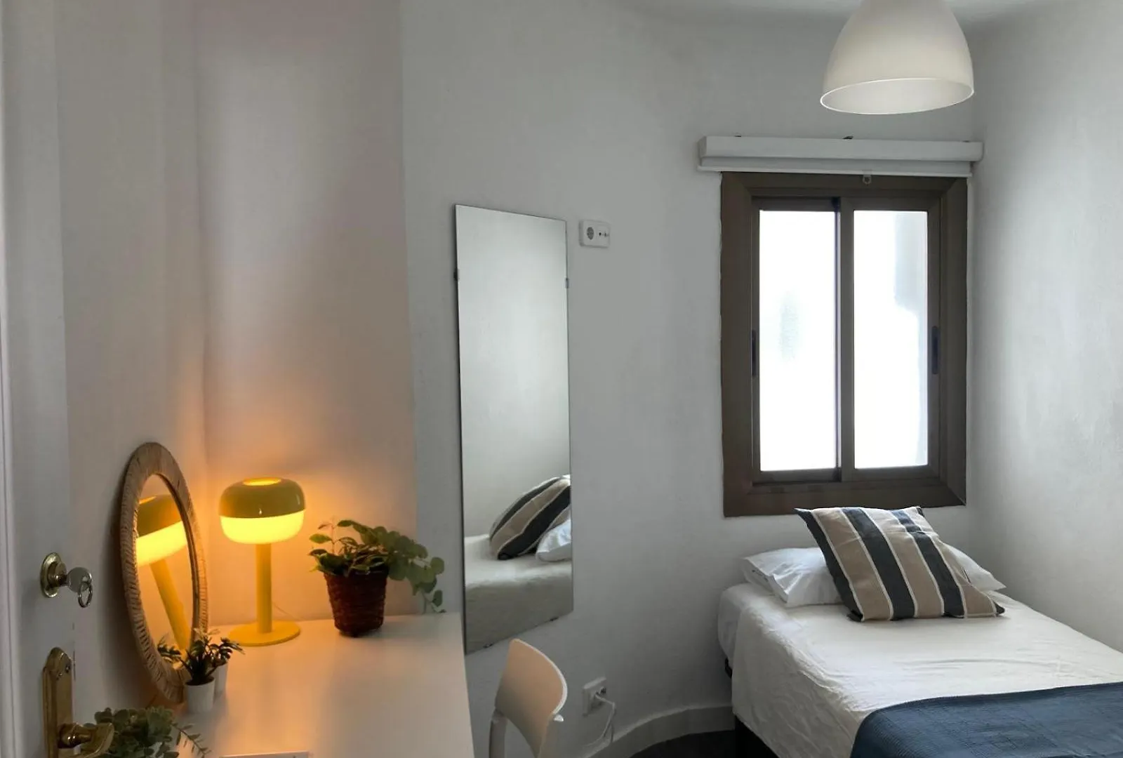 بيت ضيافة فندق Toledo House Self Checkin لوسبيتاليت دي يوبريغات