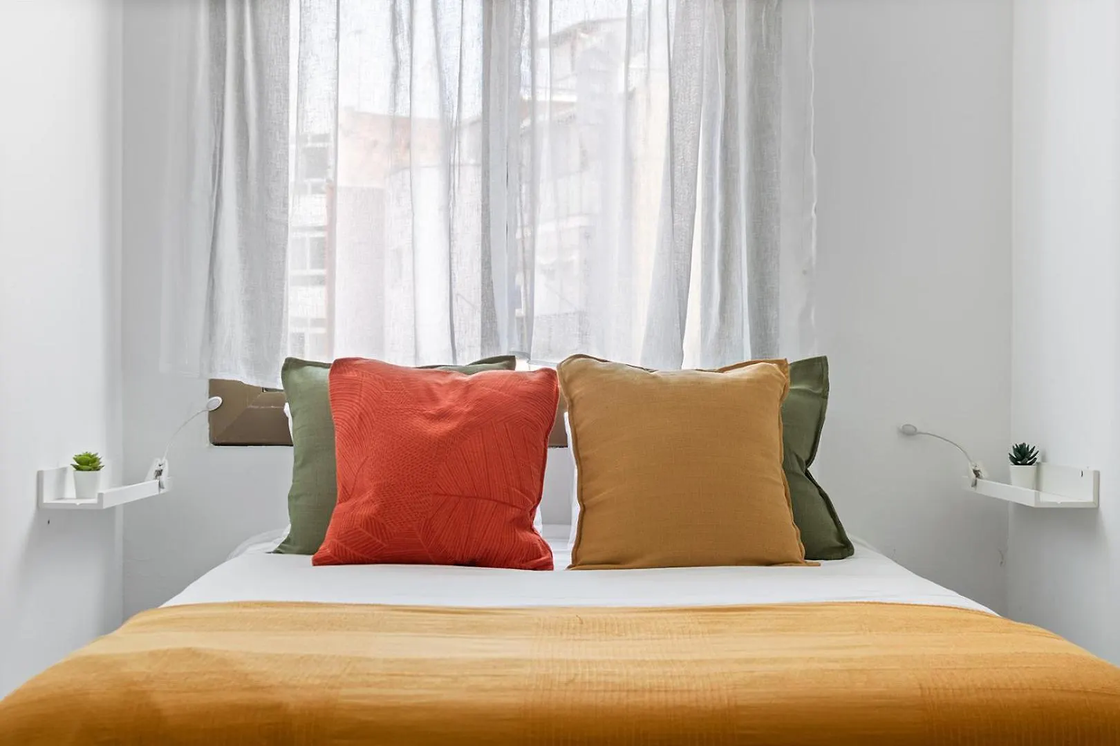 فندق Toledo House Self Checkin لوسبيتاليت دي يوبريغات بيت ضيافة